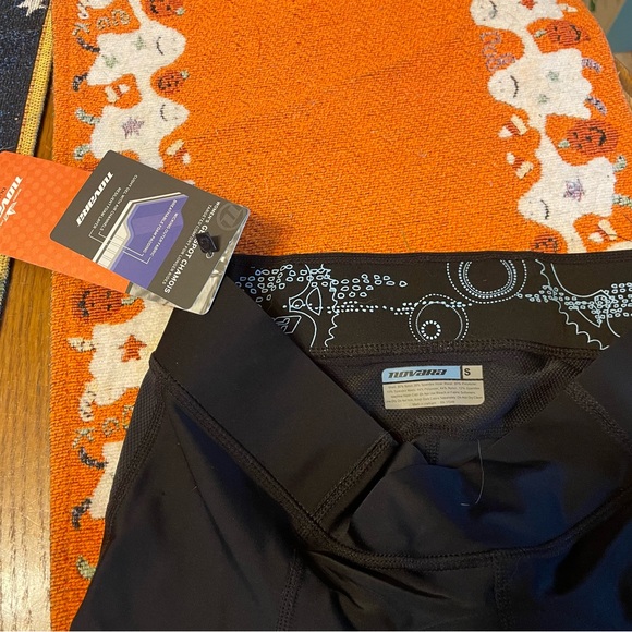 NWT SM women’s Novara bike capri with gel chamois - Picture 2 of 5